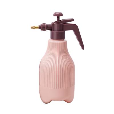 China Fashion And Simple Handheld Plastic Watering Can Watering Sprayer For Garden for sale