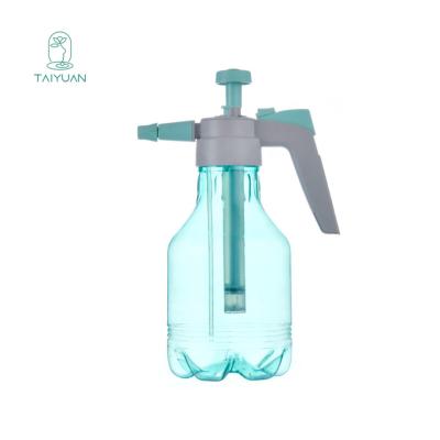 China Garden 1L 1.5L 2L Water Spray Bottle Household Air Pressure Gardening Watering Can for sale