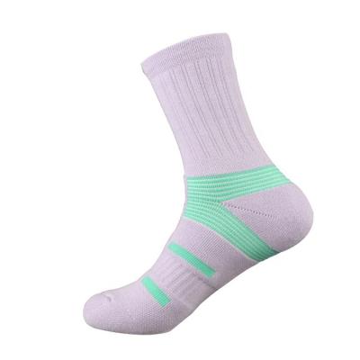 China Wholesale New Design High Quality Men's Cotton Crew Compression Sports Socks Sporty for sale