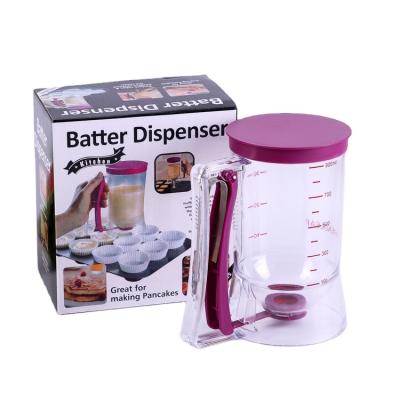 China Plastic Commercial Manual Hand Held Sustainable Baking Tools Cupcake Waffle Batter Mixer Pancake Batter Pancake Batter Dispenser for sale