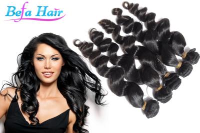 China Las extensiones peruanas del cabello humano de 20 pulgadas sueltan el cabello humano de la armadura de la onda en venta