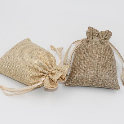 China Custom Logo Eco-friendly Folding Printed Pouch Burlap Burlap Drawstring Gift Bag With Handles for sale