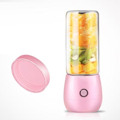 China Portable/Easy to clean/Environmental protection/Safety USB wireless juicer separate juice filling and mini pulp extractor juicer for sale