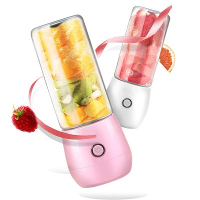 China Portable filling/easy to clean/environmental protection/safety fruit usb rechargeable juicer new mini portable blender release for sale