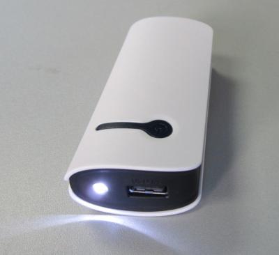 China High Capacity Smart Tube Rechargeable Power Bank , Handy Power Mobile Phone Charger for sale