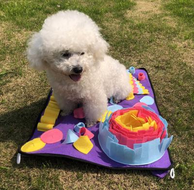 China Pet Stocked Sniffle Mat For Dogs Slow Feeding Mat Dog Treat Dispenser Puzzle Training Toys Dogs Sniffle Pad Bowl Nosework for sale