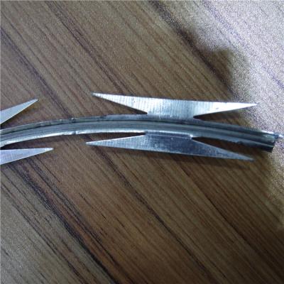 China Military strong wire security iron razor blade barbed wire tattoo for sale