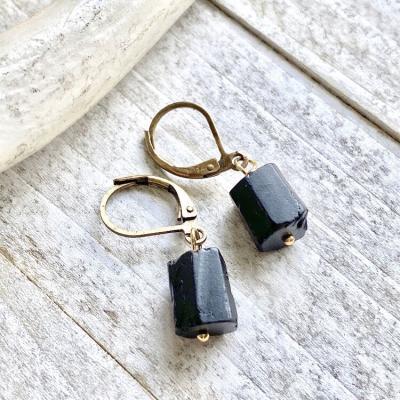 China Environmental Jewelry Raw Black Tourmaline LS-B1219 Drop Earrings Tourmaline Stone Jewelry for sale