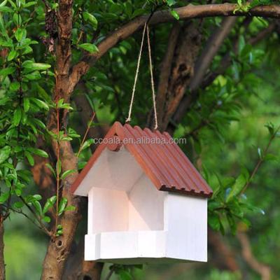 China Sustainable Artificial Wooden Bird Nest Box For Protecting Small Animals for sale