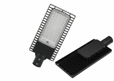 Chine 20 réverbères extérieurs de W LED, tension large menée AC85 de lampe de route à 240v à vendre