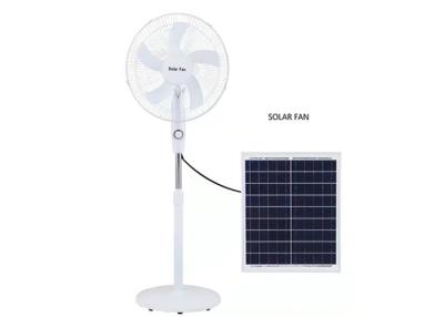 Cina Fan ricaricabile alimentato solare di CC di CA del fan solare a 16 pollici di CC 12V con il pannello solare in vendita