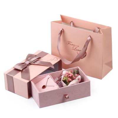 China Recycled Materials Spot Mother's Day Valentine's Day Dried Flower Gift Box Jewelry Packaging Box for sale