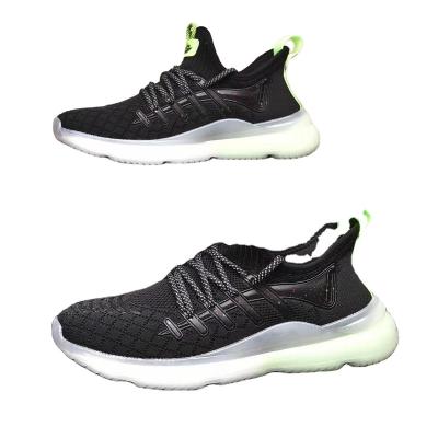 China Cushioning 2022 Running Series Mesh Flying Knit Casual Fashion Trend Popcorn Sneakers Outdoor Sports Travel Sneakers Black for sale