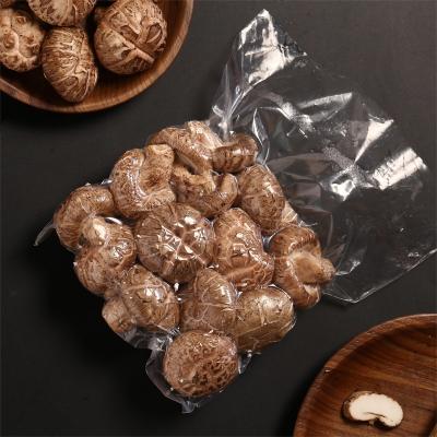 China Fresh Vacuum Packed Shiitake Mushrooms with very long shelf life for sale