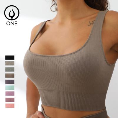 China Breathable Women Ribbed Seamless Yoga Top Sports Bra In Solid Color for sale