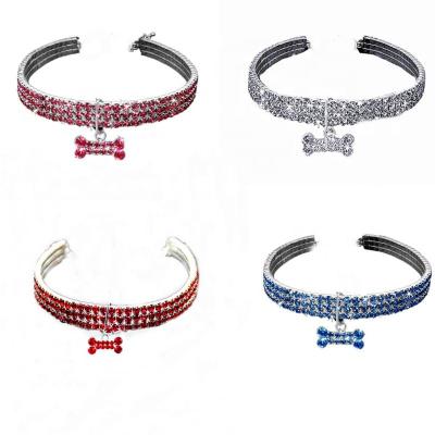 China Jeweled Collars JEWELED Crystal Diamond Pet Neck Collar Size M Pet Supplies Bling Rhinestone Dog Neck Collars for sale