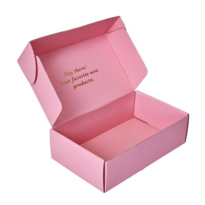 China Low MOQ Recyclable In Corrugated Present Printed Gift Cardboard Shipping Cardboard Packaging Box Shopping Ad Apparel Paper Box for sale