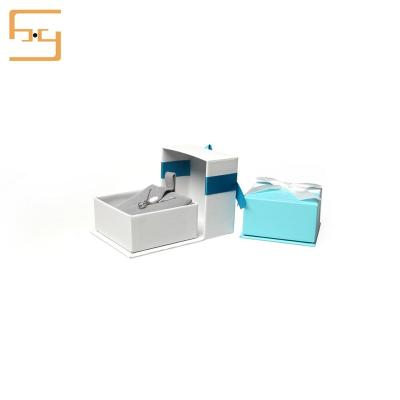 China New Design Paper Velvet and Satin Disposable Watch Boxes Packaging Gift Envelope Box for Watch for sale