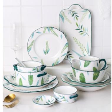 China Sustainable Ceramic Dinnerware Set Hard Porcelain Dinnerware With Decal for sale