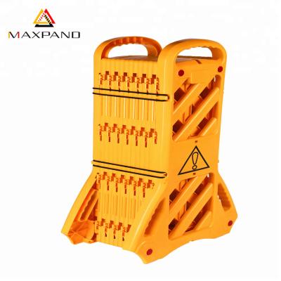 China MAXPAND Expandable Plastic Crowd Control Barricade Traffic Car Parking Guardrail for sale