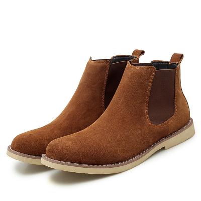 China Wholesale Lightweight Autumn Winter Large Size Men's Shoe Whip Retro Mid Top Boots Leather Mens Chelsea Boots for sale