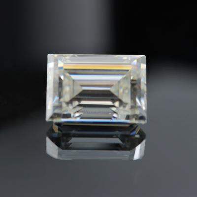 China Fire Rectangle Emerald Cut Clear White VVS Grade GRA Moissanite Loose Stone Or Game for sale