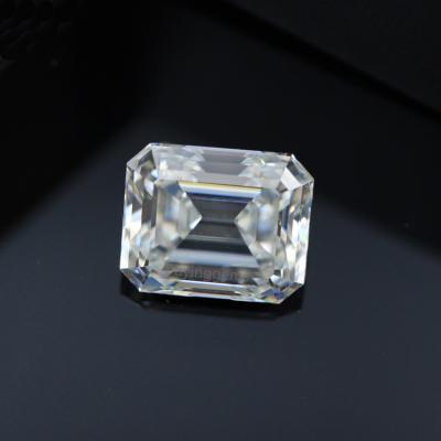 China Color Play Or Fire Synthetic Diamond 8x10mm Octagon Shape Top Green Cut Moissanite Ring Making Gemstone for sale