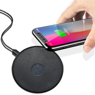 China 2019 Cheap Mobile Phone Qi Fast Wireless Charger For Smart Mobile Phone Car Wireless Charger for sale