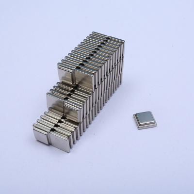 China NdFeB Rare Earth Neodymium Magnet Industrial Magnet Hot Sale Strong Permanent Round In Stock Magnetic Material NdFeB Magnet for sale