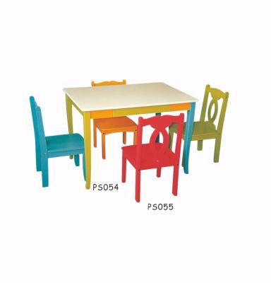 China MDF+Pinewood Wooden Kids Table With Chairs Set for sale