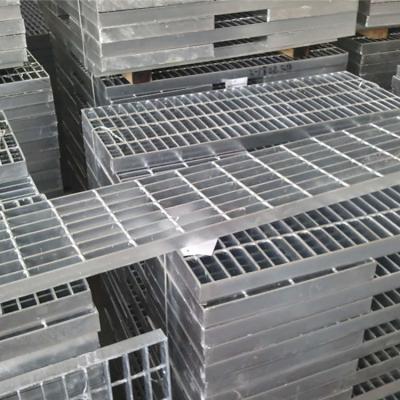 China Easily Assembled Stainless Steel Profile Grate For Grill / Driveway Floor Grate for sale