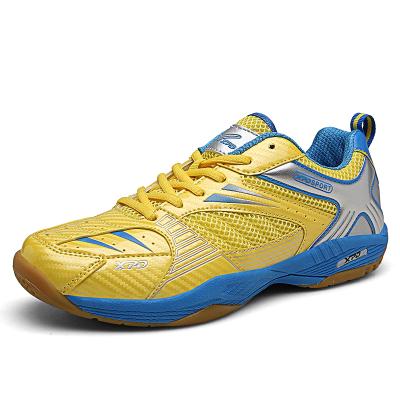 China New Durable Custom Logo Badminton Shoes For Men And Women OEM Outdoor Sports Shoes for sale