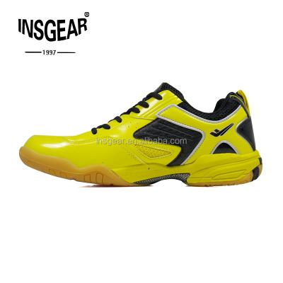 China Latest custom lace up men badminton sports shoes for sale