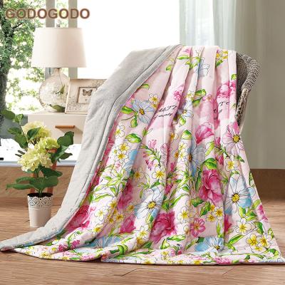 China Home High Quality Microfiber Filling 100% Cotton Thin Covers Summer Comforter Comforter Bedding Sets Home Textile for sale