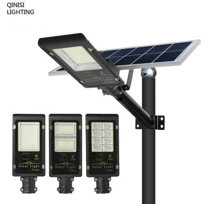 China 2022 New ABS Material Energy Saving Professional Solar Street Lights With Intelligent Light Control for sale