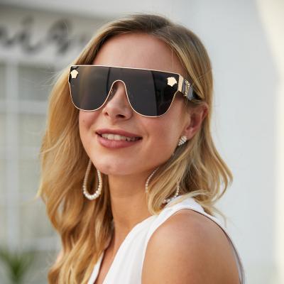 China 2021 women's one-piece fashion sunglasses new fashion sunglasses men's sunglasses tend sunglasses for sale