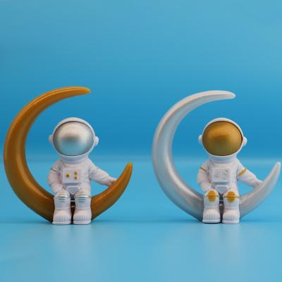 China Creative Car Decoration 2021 New Gift Moon Astronaut Figure Toy Cartoon Birthday Gift Christmas Gift Ornament for sale