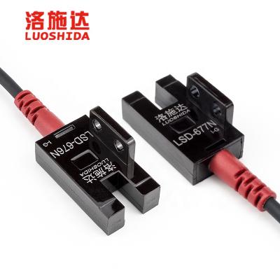 China LUOSHIDA Type 5mm Photoelectric Slot Sensor With Cable 676/677 Series for sale