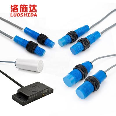 China Position Sensor LUOSHIDA Plastic Capacitive DC 3 Wire Proximity Switch Sensor for sale