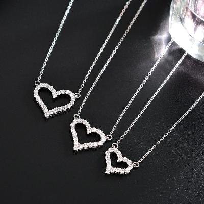 China Isunni FASHIONABLE Hot Selling S925 Sterling Silver Simple Heart CZ Diamond Clavicle Chain Necklace for sale