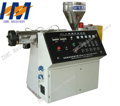 Chine Machine isolante d'extrusion de fil et de câble d'extrudeuse en plastique de tuyau de PVC du PE pp de SJ 45 SJ 75 à vendre