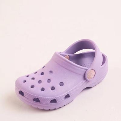 China Massage Kids Summer Beach Clog Sandals For Daily Wear Kids Boys And Girls Beach Clog Sandals Breathable Shoes for sale