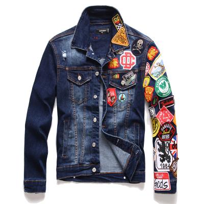 China Waterproof 2021 Retro Fashion Streetwear Mens Blue Jacket Embroidery Denim Jackets Men Hip Hop Punk Coats Patch-Embellished Denim Jacket for sale