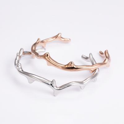 China New Trendy Ladies Bracelet Jewelry Simple Shape Women Slap Bracelet Fashion Stainless Steel Bracelet for sale