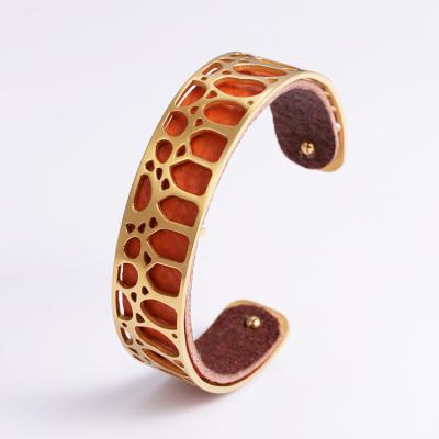 China Fashionable Custom Made Simple Cuff Stainless Steel Wide Cuff Couples Bracelet Jewelry for sale