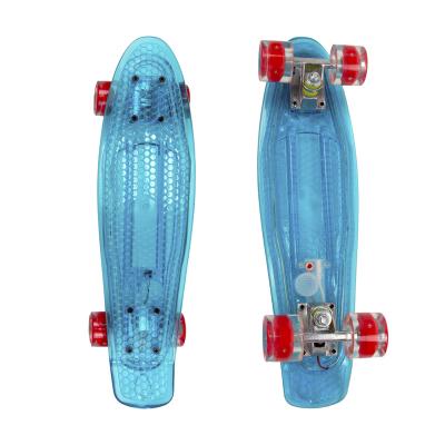 China Chinese factory wholesale 22 inch youth mini plastic skateboard for kids with shinny led light for sale