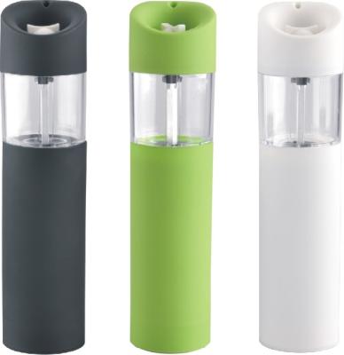 China Battery Sustainable Plastic Housing Pepper Mill With Light Gravity Automatic Operation for sale