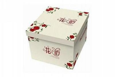 China Square 3mm Cardboard Food Carton Boxes With Flower Pattern For Cake Packaging for sale