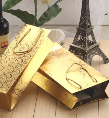 China 180gsm Coated Art Paper Matt Finish Paper Bags For Wine Bottles With UV Printing for sale