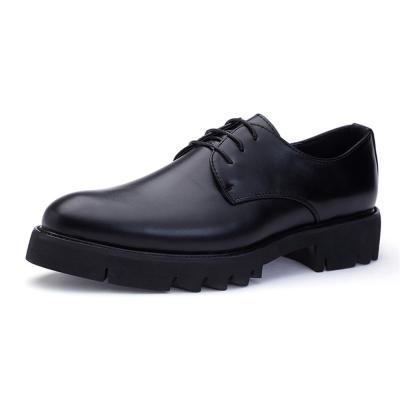 China Solid Color Fashion Trend Casual Style Flexible Toe Leather Lace Up Upper Round Bottom Oxfords For Men for sale